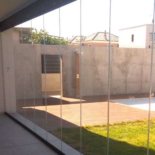 Fabricación y montaje de mamparas Fabricación y montaje de mamparas